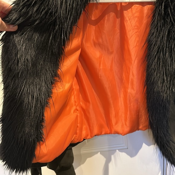 UNIF Amelia Fur Bomber Jacket XS rare - Picture 4 of 6